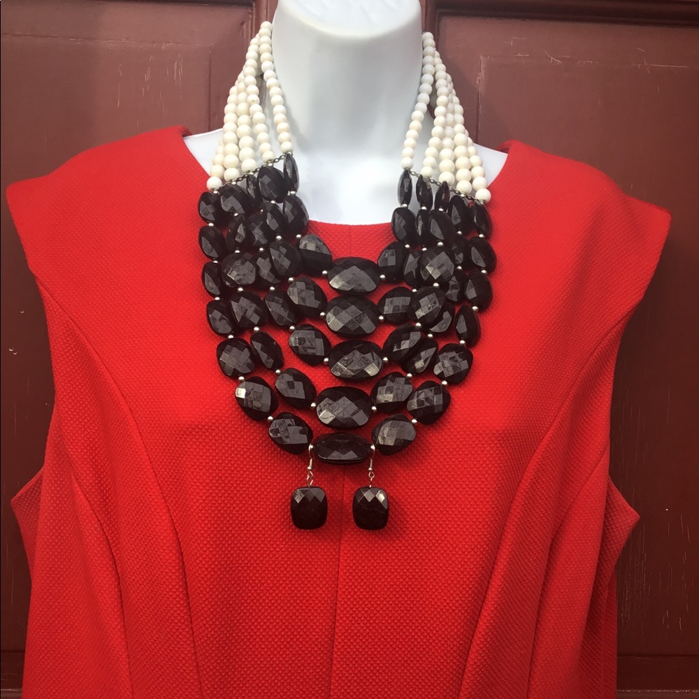 Designer Dress - Picture 3 of 4